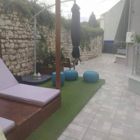Οικία Με Αυλή Και Πάρκινγκ, Μέσα Στο Κάστρο Της Πόλης Villa Joánina Kültér fotó